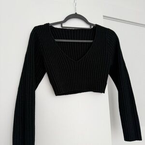 SHEIN Black Ribbed Long Sleeve Crop Top